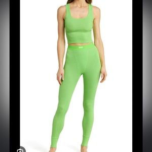 NWT SKIMS NEON GREEN COTTON RIB TANK AND LEGGINGS SET
